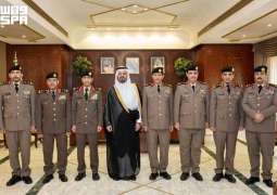 نائب أمير منطقة مكة المكرمة يقلّد عددًا من القيادات الأمنية رتبهم الجديدة