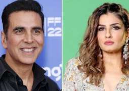 Raveena Tandon, Akshay Kumar to reunite on screen after 22 years