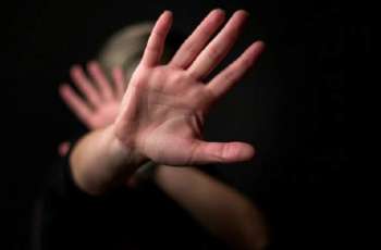 القبض علی شاب بتھمة اغتصاب فتاة قاصر في تونس