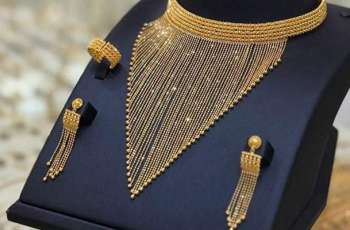 Gold prices drop sharply in Pakistan