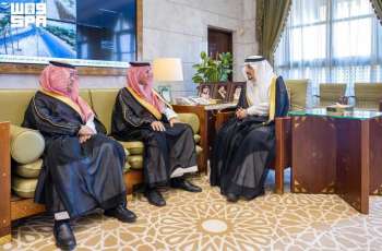 أمير منطقة الرياض يستقبل الرئيس التنفيذي للشركة الوطنية للإسكان