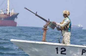 Pakistan intensifies efforts to secure release of crew held by Somali pirates: FO