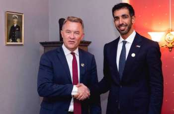 شخبوط بن نهيان يشارك في منتدى أوسلو