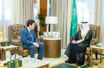 أمير المنطقة الشرقية يستقبل رئيس مجموعة الصداقة بين جمهورية فرنسا ودول مجلس التعاون بمجلس الشيوخ الفرنسي