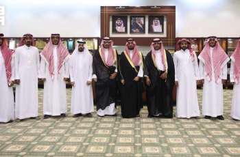 محافظ الخرج يستقبل مسؤولي ولاعبي نادي الشعلة للكرة الطائرة بمناسبة الصعود