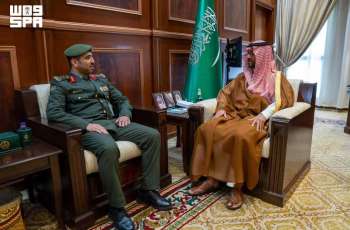 نائب أمير حائل يستقبل مدير جوازات المنطقة