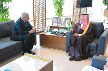 الدكتور عبدالله الربيعة يلتقي سفير الجمهورية الإسلامية الموريتانية لدى المملكة