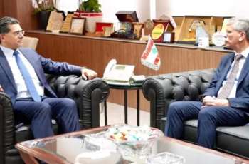 سفیر باکستان لدی بیروت یجتمع مع وزیر الاعلام اللبناني الدکتور بول مرقص