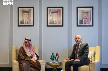 سمو وزير الخارجية يلتقي وزير خارجية الأردن