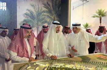 نائب أمير المدينة المنورة يتفقد جاهزية موسم التمور ويطّلع على الاستعدادات النهائية لانطلاقه