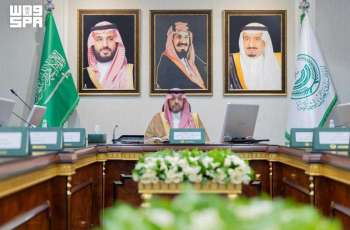 أمير منطقة الحدود الشمالية يرأس اجتماع استعدادات فعاليات صيف المنطقة