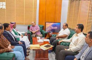 Hadhramaut Governor Commends Saudi Housing and Agricultural Projects in Yemen
