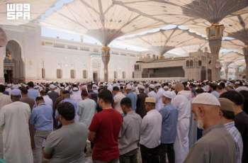 Prophet's Mosque Imam Urges Patience and Reassurance in Times of Adversity