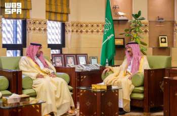 وكيل إمارة منطقة الرياض يستقبل المشرف العام على الخدمات الطبية بوزارة الداخلية