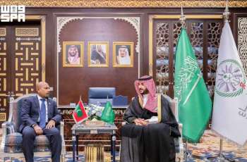سمو وزير الدفاع يلتقي وزير الدفاع والخدمة الوطنية بجمهورية المالديف