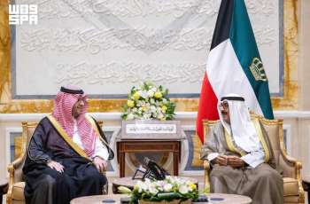 أمير دولة الكويت يستقبل الأمير تركي بن محمد بن فهد