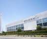 SpaceX launches new batch of satellites