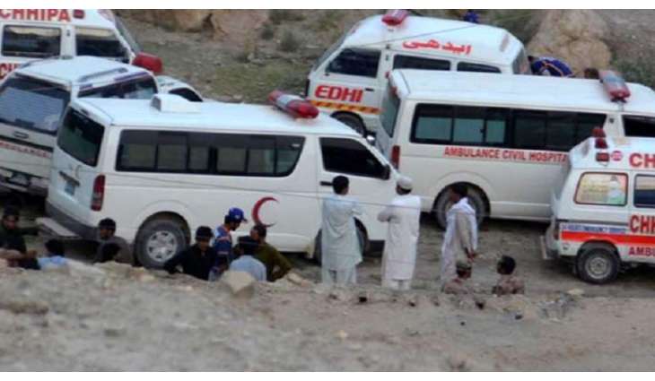 مقتل سبعة أشخاص اثر سقوط سیارة تقل سیاحا في منطقة جلجت