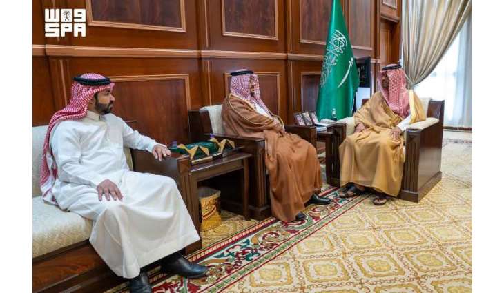 نائب أمير حائل يستقبل مدير ميدان حائل للهجن