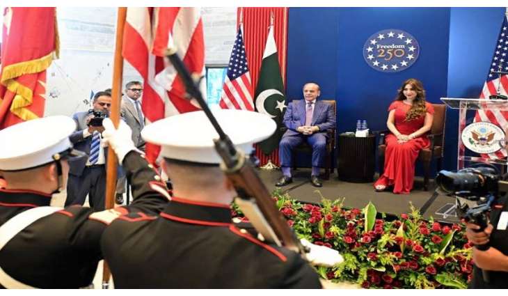 القائمة بأعمال السفارة الأمریکیة لدی باکستان توٴکد عزم بلادھا في تعزیز العلاقات بین البلدین