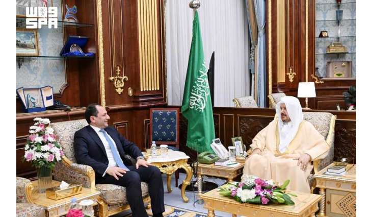 رئيس مجلس الشورى يستقبل سفير لبنان لدى المملكة