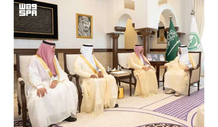 نائب أمير منطقة مكة المكرمة يستقبل الرئيس التنفيذي لمجموعة مستشفى الملك فيصل التخصصي