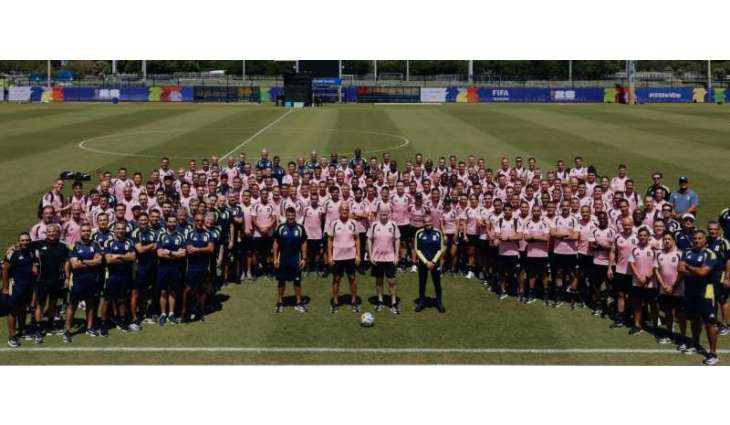 FIFA President welcomes Team One at training camp in Miami