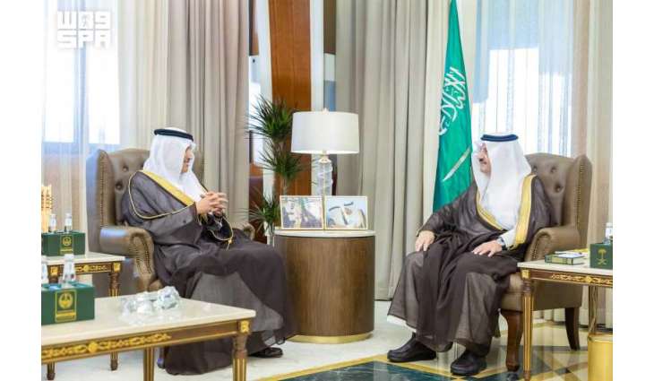 أمير المنطقة الشرقية يستقبل وزير النقل والخدمات اللوجستية