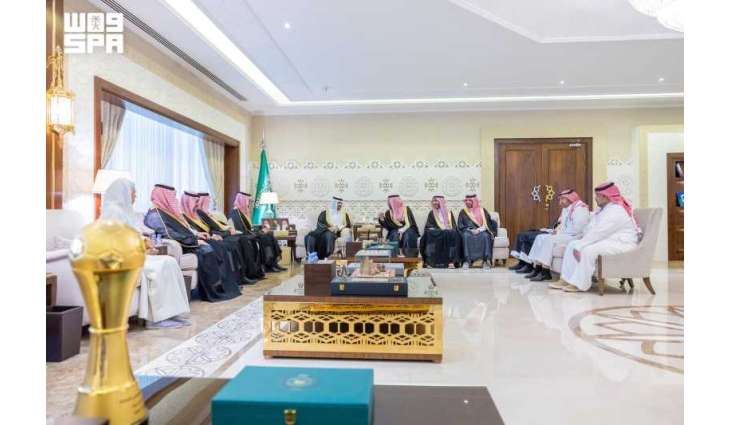 نائب أمير الشرقية يهنئ نادي القادسية بمناسبة تحقيق كأس الدوري السعودي الممتاز تحت 18 عامًا