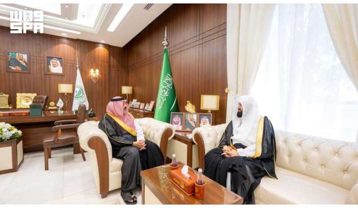 أمير حائل يستقبل الرئيس العام لهيئة الأمر بالمعروف والنهي عن المنكر