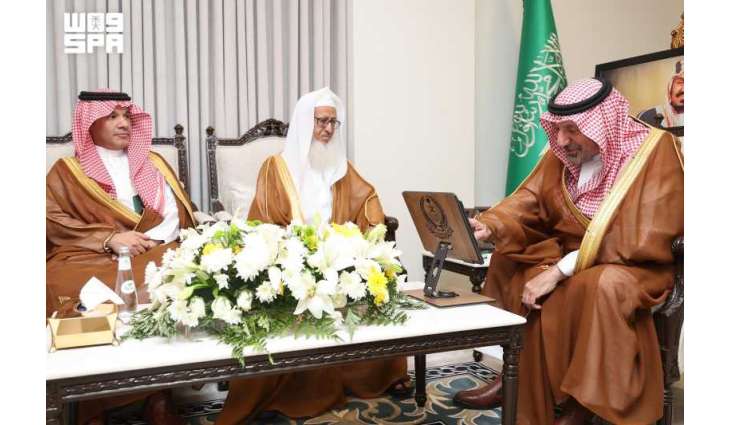أمير نجران يُدشن إستراتيجية وهوية إحدى الشركات الطبية بالمنطقة