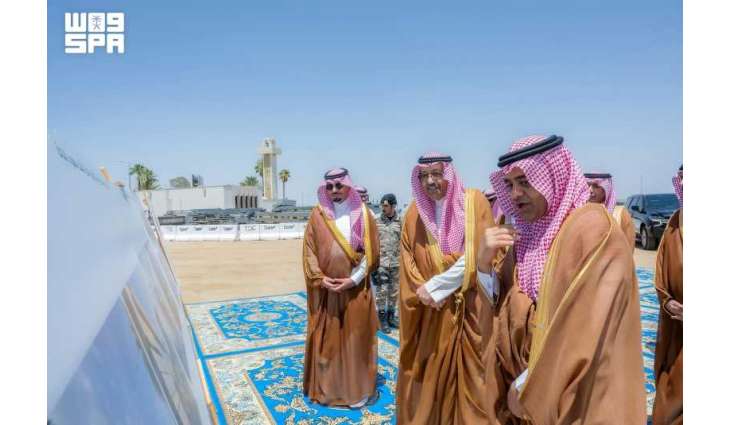 أمير منطقة الباحة ونائبه يتفقدان مشروع تطوير مطار الملك سعود الدولي