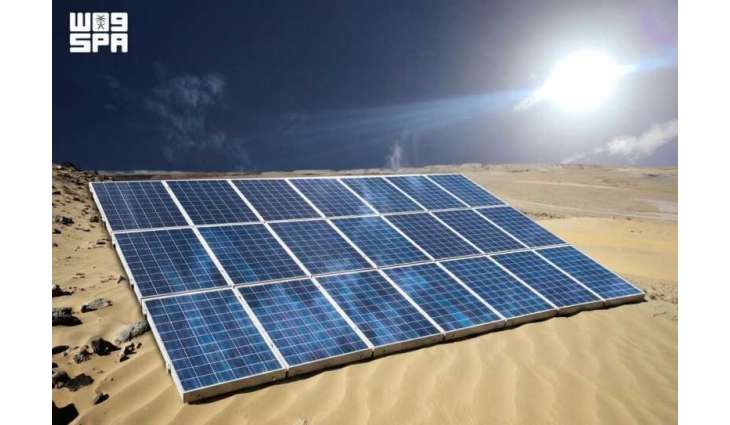 KAUST Tests Innovative Solar Panel Coating That Keeps Panels Clean and Captures Water from Air