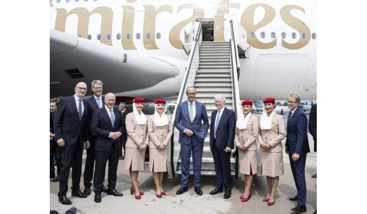 Emirates welcomes German Chancellor to its A380 at ILA Berlin