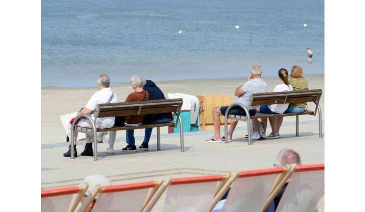 Ageing population threatens German labour market with 4.3 million worker gap