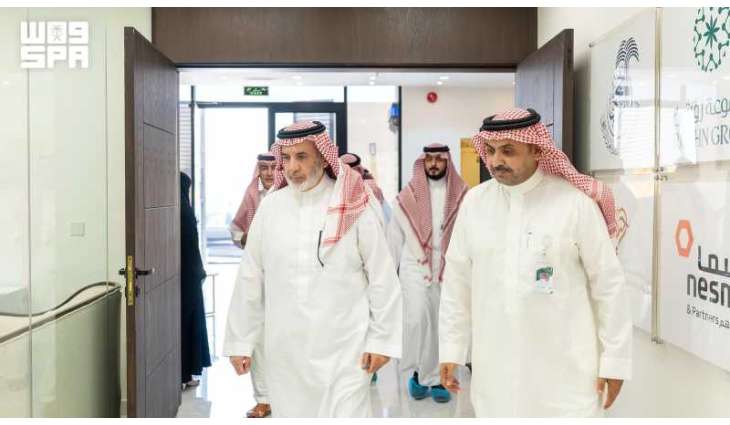 رئيس غرفة الرياض يشيد بدور 