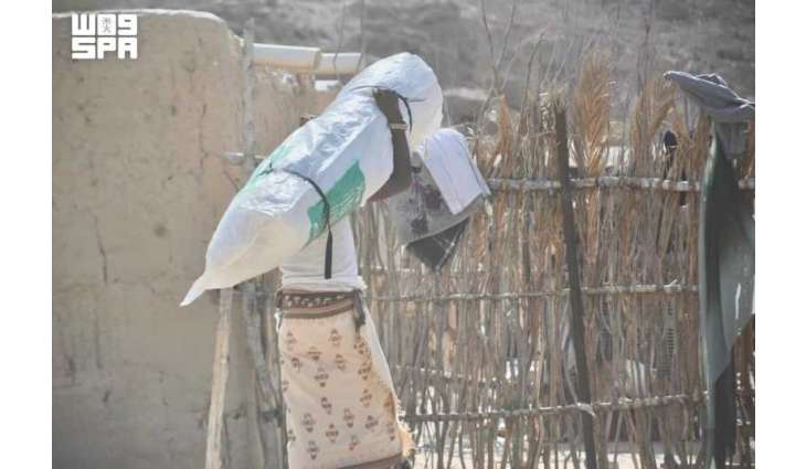 KSrelief Distributes 30 Tents and 30 Shelter Kits to Fire-Affected Families in Yemen