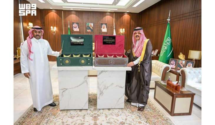 الأمير عبدالعزيز بن سعد يشيد بما تتمتع به منطقة حائل من صناعات تحويلية وقدرة أبنائها على التميز