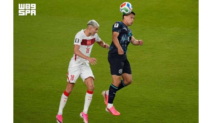 باراجواي يفوز بعشرة لاعبين على تركيا في كأس العالم