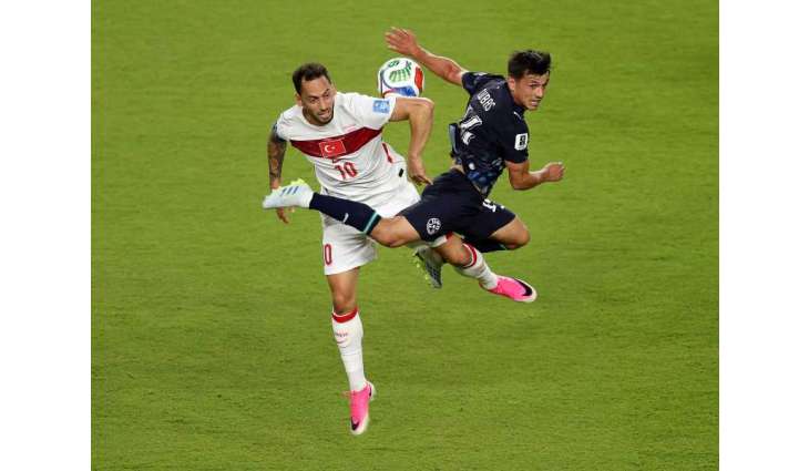 Paraguay hold on for 1-0 win over Türkiye despite Almirón red card