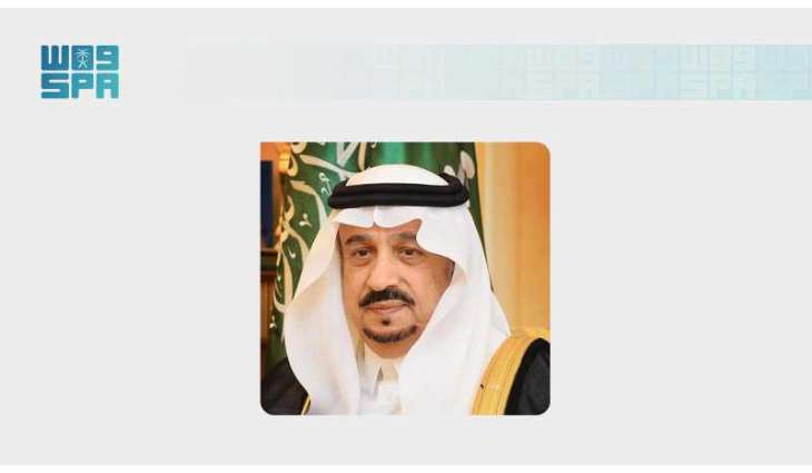 أمير منطقة الرياض يعزي أبناء بدر بن هزاع بن شقير الدويش في وفاة والدهم