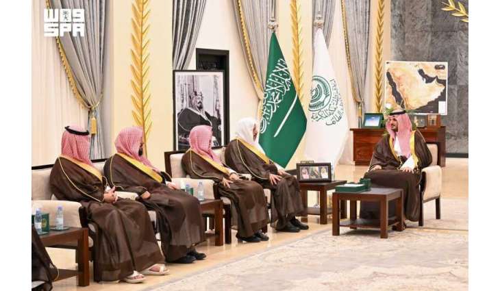 محافظ الطائف يستقبل المدير العام للإدارة العامة للتوجيه والإرشاد بوزارة الداخلية