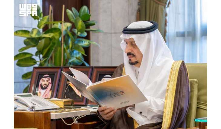 أمير منطقة الرياض يطّلع على خطة مشاريع شركة محمل للتنمية بمحافظة ثادق
