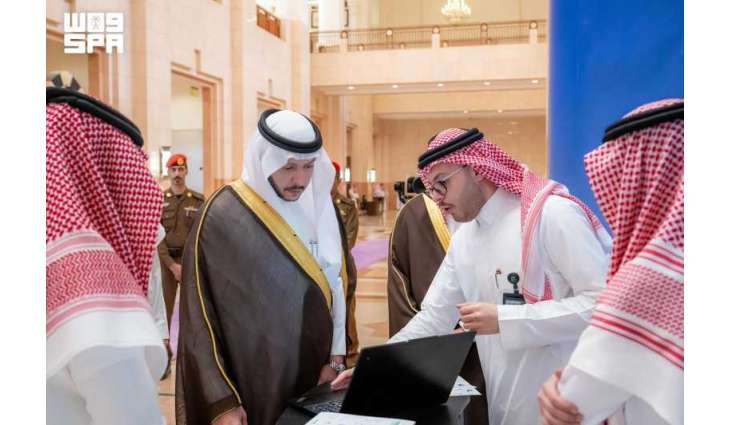 نائب أمير المدينة المنورة يدشّن المعرض التعريفي لتطبيق BEEM للمراسلات الفورية الآمنة