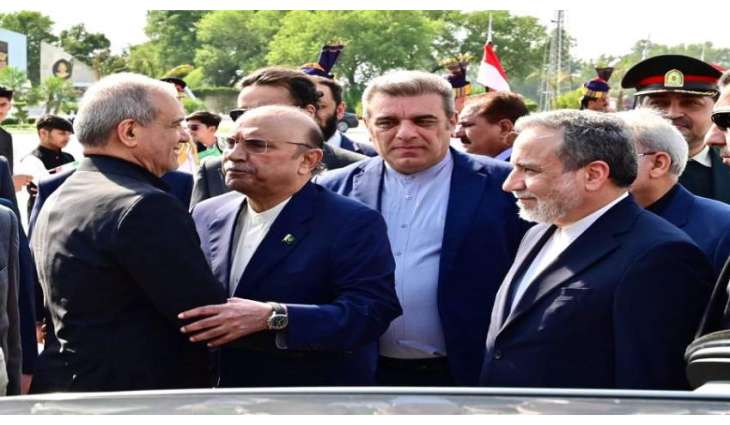 الرئیس آصف علي زرداري یجتمع مع نظیرہ الایراني مسعود بزشیکیان