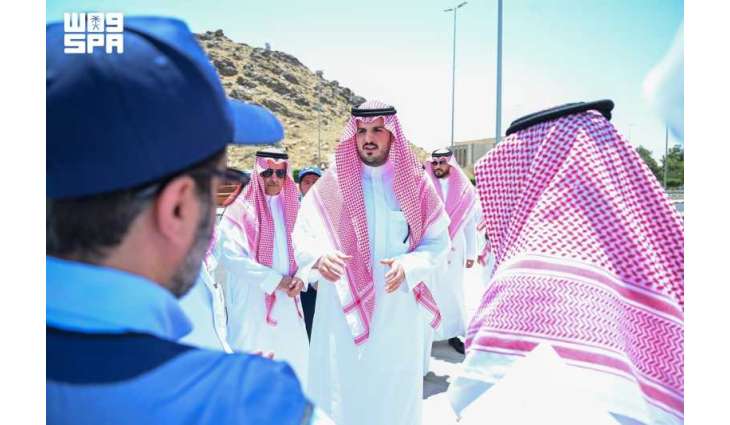محافظ الطائف يتفقد مشروع المدخل الغربي ويطّلع على أعمال تطوير البنية التحتية