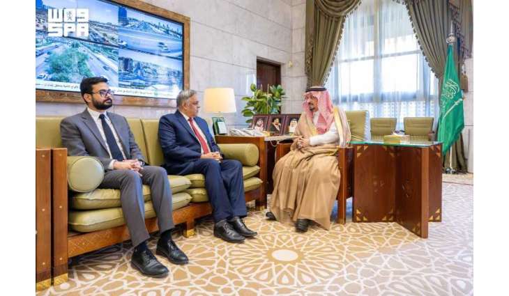 أمير الرياض يودع سفير الهند بمناسبة انتهاء فترة عمله