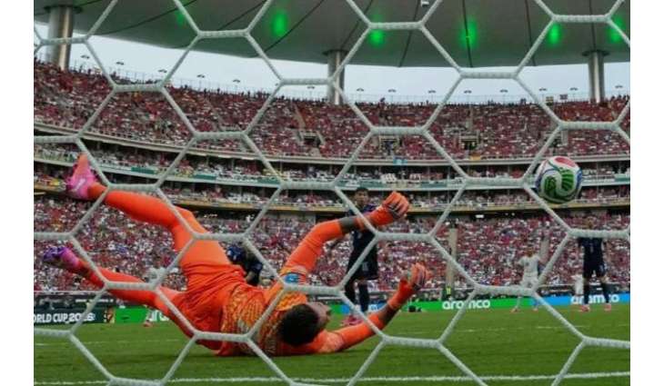 France, Spain top World Cup groups as Uruguay crash out