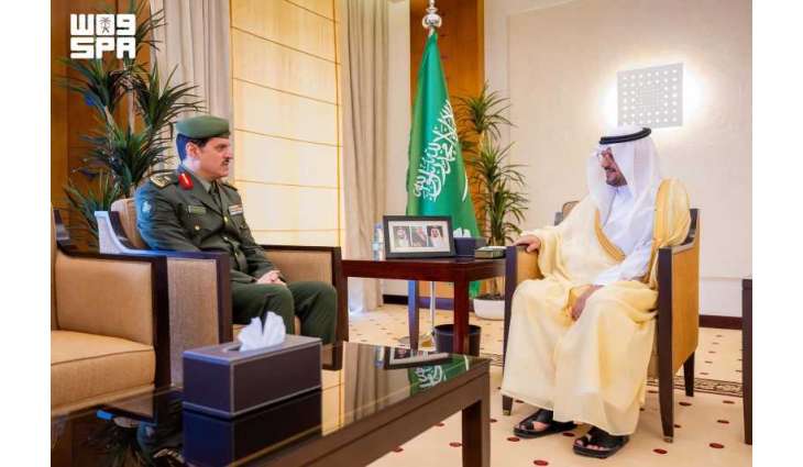 نائب أمير القصيم يستقبل اللواء عبدالرحمن المهنا بمناسبة تكليفه بتسيير أعمال جوازات المنطقة
