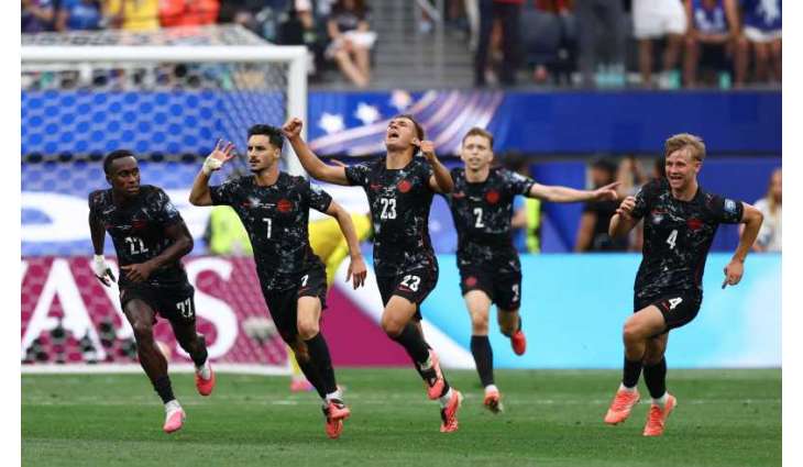 FIFA World Cup: Canada 1-0 South Africa